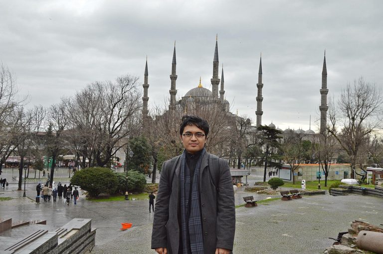 Masjid Sultan Ahmet dan Kutukan Tembakau Nusantara