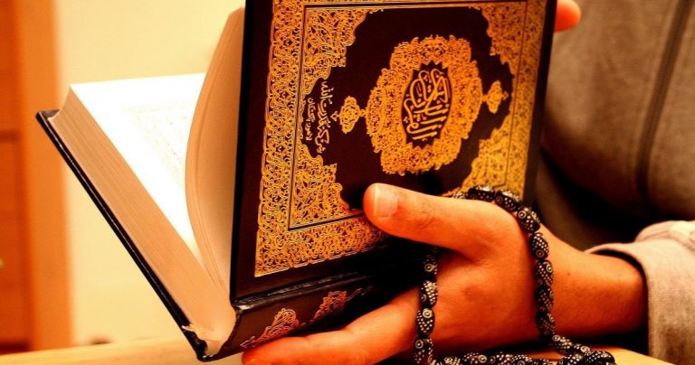 Cara Ulama Mengkhatamkan Al Quran di Bulan Ramadan
