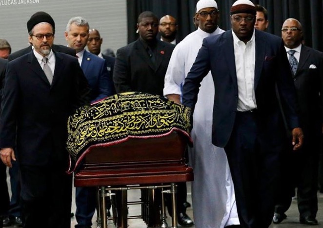 Pemakaman Muhammad Ali Dihadiri Puluhan Ribu Orang