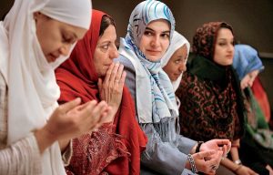Ketika Jilbab Didapuk Milik Islam
