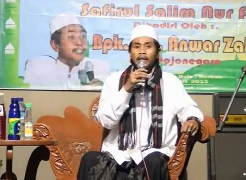 Dakwah, Humor Dan Ilmu: Menyimak KH Anwar Zahid - Islami[dot]co