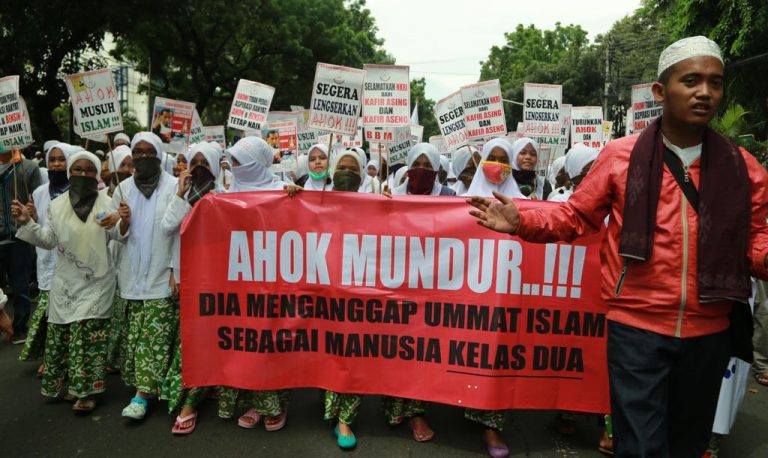 Rezim Penggusuran dan Menguatnya Kelompok Islam Garis Keras di Jakarta