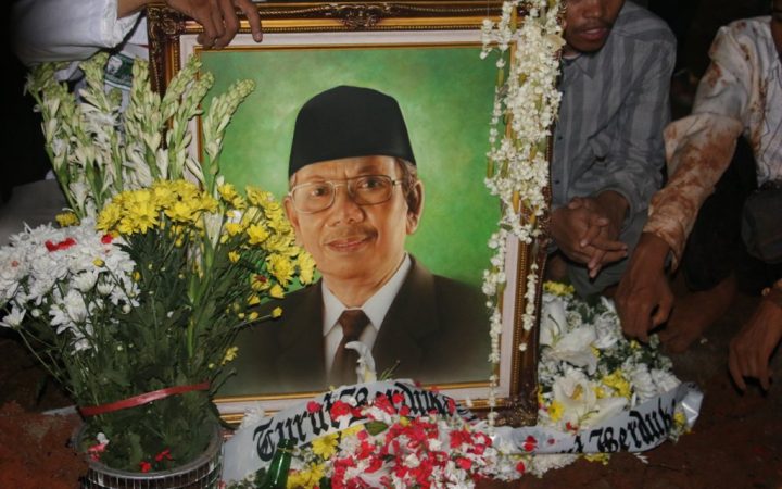 Renungan Atas Wafatnya KH. Hasyim Muzadi - Islami[dot]co