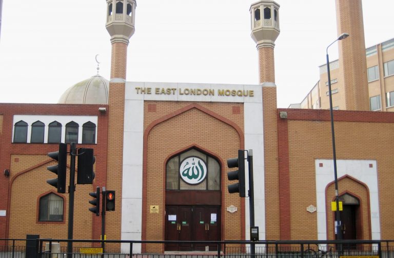 Bagaimana Perkembangan Islam di Inggris?