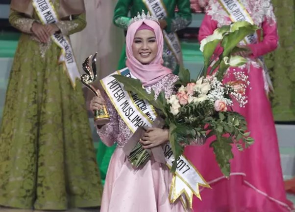 Syifa Dinobatkan sebagai Putri Muslimah 2017