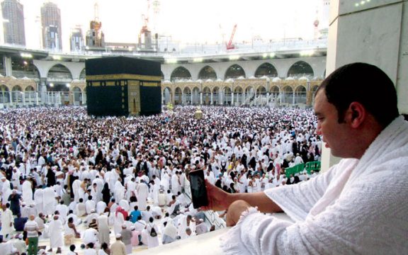 Bagaimana Ibadah Haji di Masa Nabi Adam? - Islami[dot]co