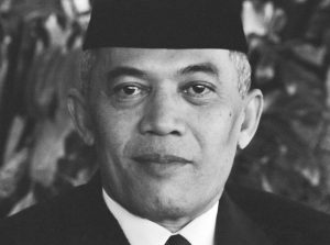 Pak Nas,  Jenderal Besar TNI Yang “Tukang Solat”