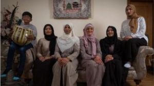 Program My Week as a Muslim Di Inggris Bikin Heboh di Medsos