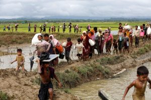 Sampai Detik Ini Warga Rohingnya Masih Terus Melarikan Diri ke Bangladesh