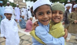 Parenting Islami: Cara Mengajari Akhlak Mulia di Era Milenial