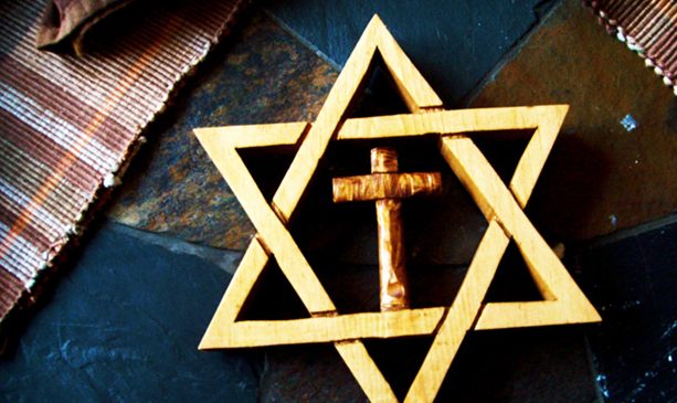Alasan Takut dengan Kristen dan Yahudi Seperti yang Dulu Saya Alami