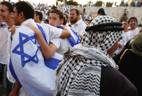 Balada Yahudi di Jalan Bunga, Negeri Para Muslim