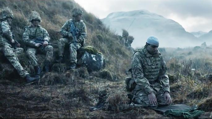 Iklan Tentara Inggris Yang Melakukan Salat Mendapat Kritikan