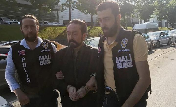 Polisi Turki Tangkap Penulis Kontroversial Harun Yahya