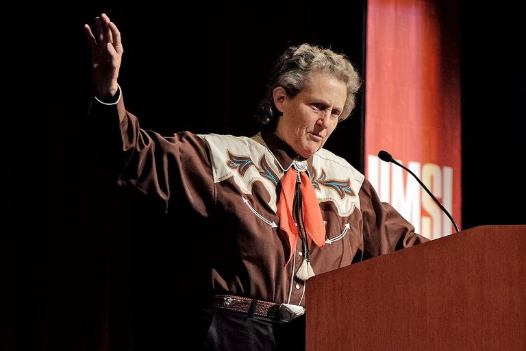 Kisah Inspiratif Temple Grandlin, Anak Autis yang Jadi Profesor