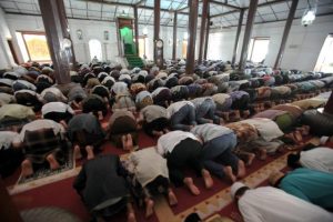Mengganti Sholat Jumat dengan Dzuhur itu Sesuai Ajaran Islam, Apalagi di Tengah Wabah
