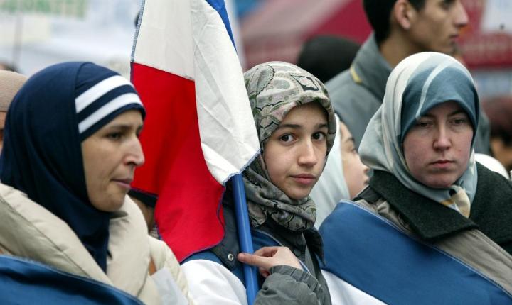 Islam di Prancis, Laïcité, dan Tantangan Radikalisme