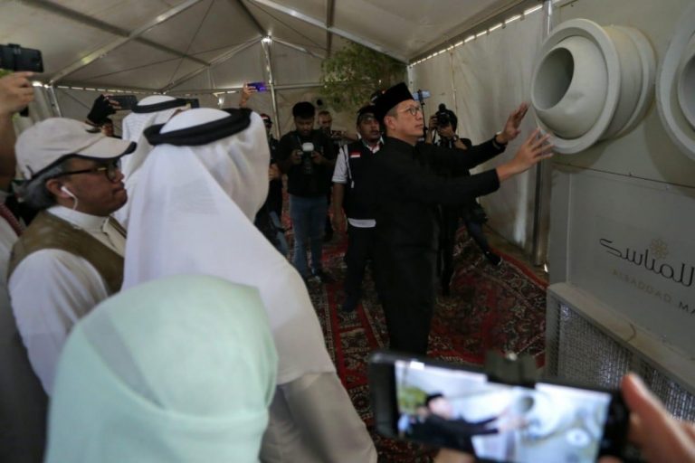 Fasilitas AC untuk Tenda Jamaah Haji Indonesia Di Arafah