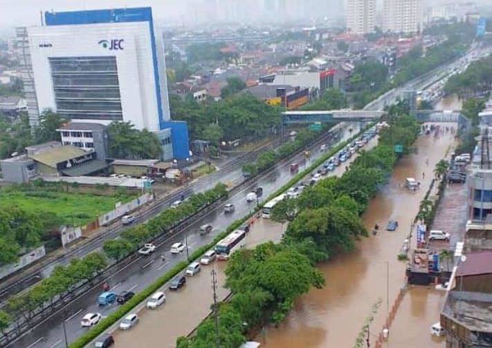 Banjir Jakarta, Gubernur Seiman dan Bahaya Kerusakan Lingkungan