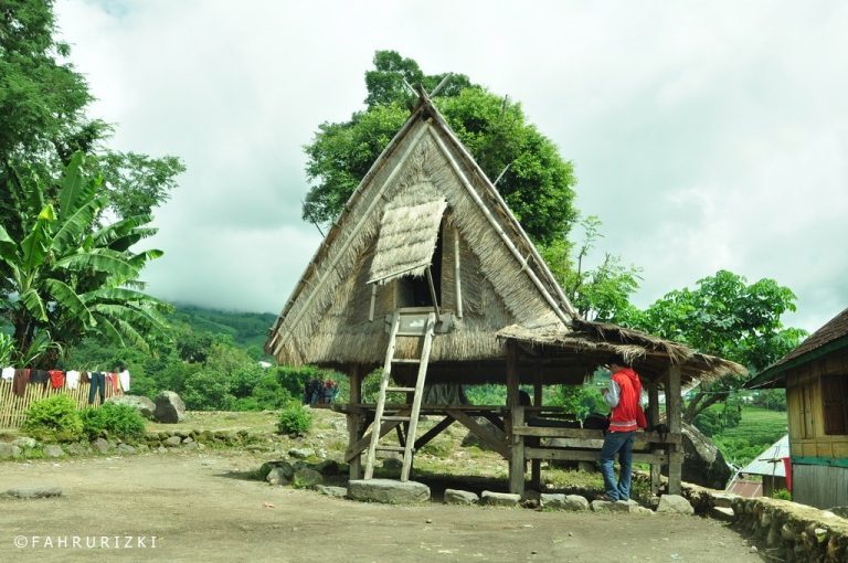 Pluralisme yang Berjalan Alamiah dari Desa Mbawa, Donggo Bima