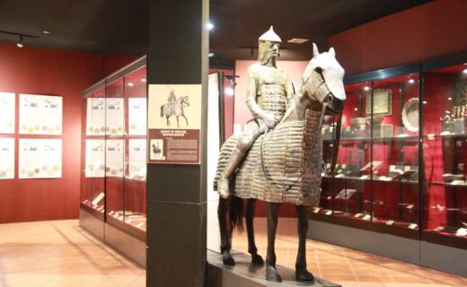 Menikmati Keindahan Sejarah Islam di Indonesian Islamic Art Museum Lamongan