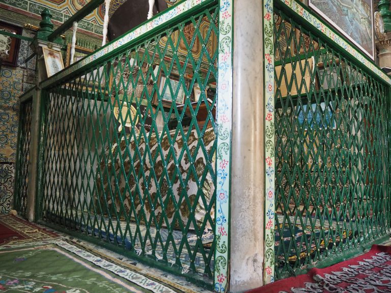 Makam Sahabat Abu Zam’ah di Tunisia: Destinasi Utama Saat Berkunjung di Kairouan