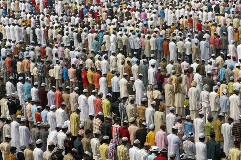 Menakar Pergeseran Populasi Muslim Terbesar di Dunia: India Geser Indonesia dari Posisi Pertama