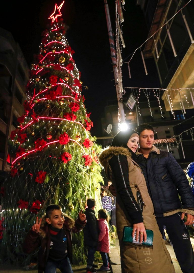 Dekorasi Natal Dijual di Arab Saudi untuk Pertama Kalinya
