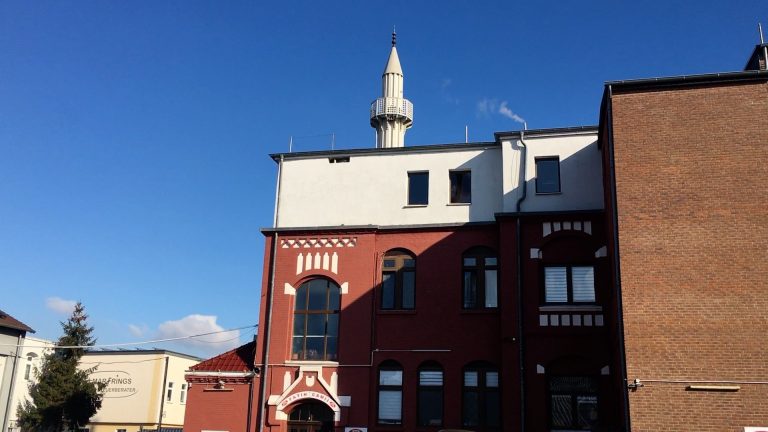 Di Masjid Kota Jerman Ini, Suara Adzan Telah Berkumandang 35 Tahun Lebih