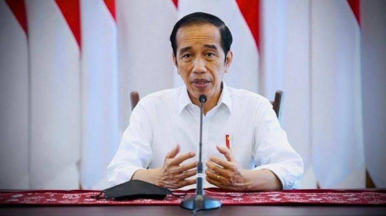 Nanggung!! Selain Statuta Jabatan Rektor, Sekalian Aja Presiden Jokowi Ubah Tagline UI