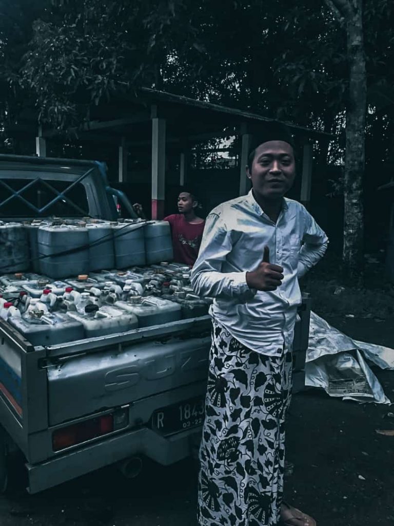 Ubah Limbah Jadi Rupiah, Santri Pesantren Al-Fattah di Banjarnegara Berdayakan Minyak Jelantah