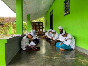 Santri Asy-Syarifi Islamic Eco-Boarding School.