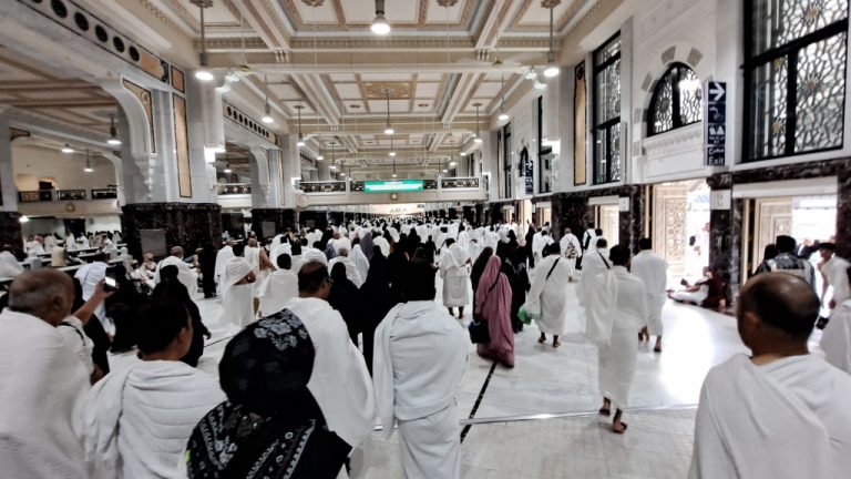 Cuaca Makkah Sampai 40 Derajat, Jemaah Haji Diimbau Hindari Waktu Panas dan Padat saat Umrah Wajib