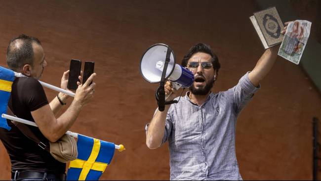 Pembakaran Al-Qur’an Marak Lagi, Bukti Sengkarutnya Kebebasan Berpendapat di Swedia