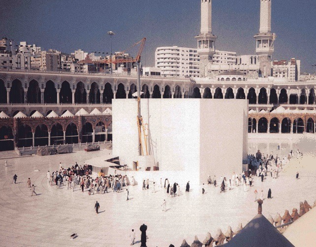 Berkunjung ke Masjidil Haram Tapi Tak Bisa Melihat Ka’bah: Akibat Renovasi Ka’bah Tahun 1958 dan 1996