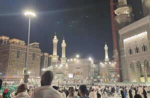 Teks Bacaan Doa Sebelum Masuk dan Saat Menginjakkan Kaki Pertama Kali di Masjidil Haram Mekkah