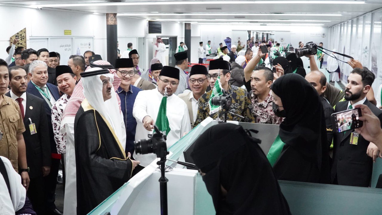 Apresiasi Layanan Fast Track Jemaah Haji, Menag: Prosesnya Cepat Sekali