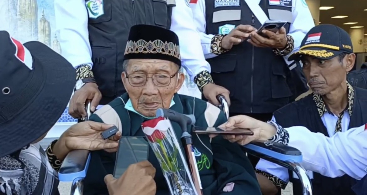 Kakek Hardjo Mislan, Jemaah Haji Tertua: Umur 110 Tahun dan Masih Bisa Jalan