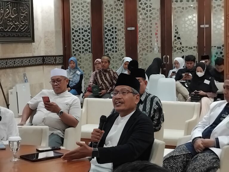 Benarkah Reaksi Terhadap Isu Palestina Lebih Menggema di Barat? Ini Penjelasan Gus Ulil