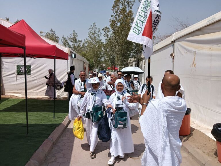 Hari Ini Puncak Haji, Seluruh Jemaah Haji Laksanakan Wukuf di Arafah