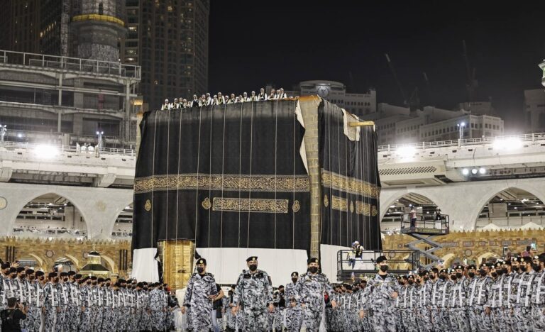 Begini Proses Pembuatan Kiswah Ka’bah